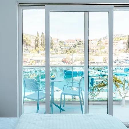 Apartment Blue *